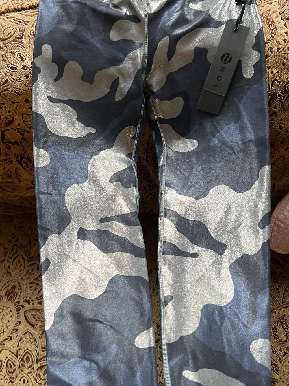Noli Metallic Silver & Black Camo Leggings